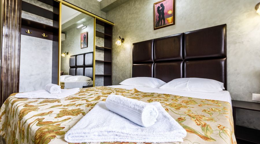 Полулюкс 2-местный с балконом