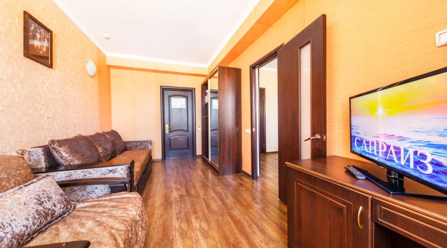 Люкс 4-местный 2-комнатный