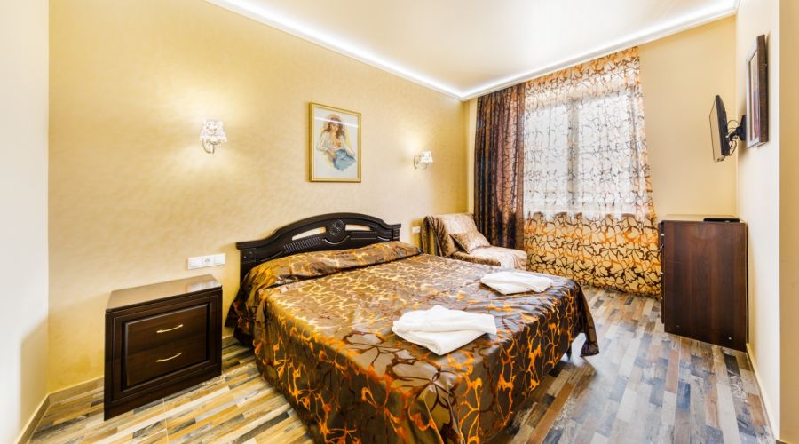 Люкс 4-местный 2-комнатный