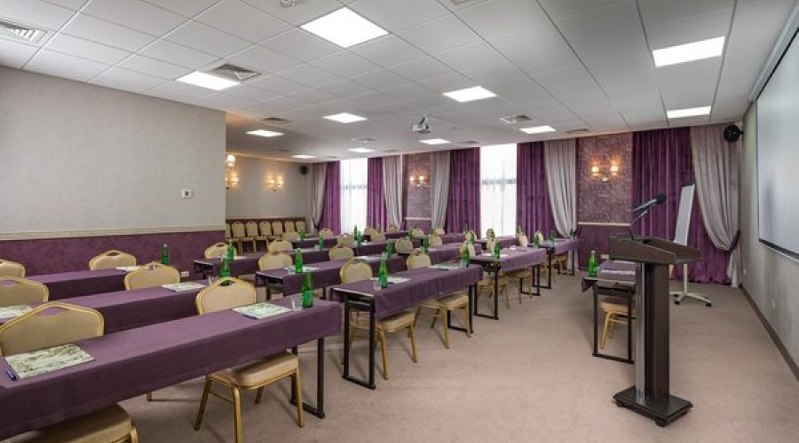 Конференц-зал