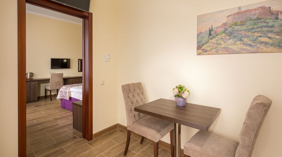 Люкс 2 комнатный 4-местный