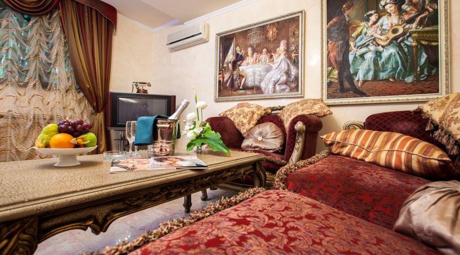 Коттедж Царский домик, 7-местный