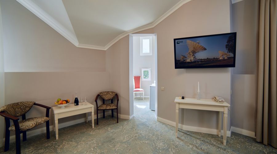 Люкс Джуниор, 2-местный 2-комнатный