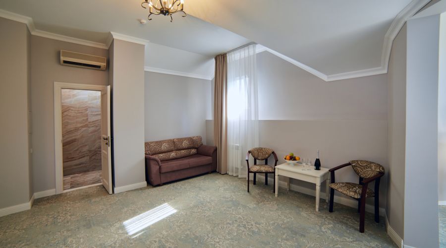 Люкс Джуниор, 2-местный 2-комнатный