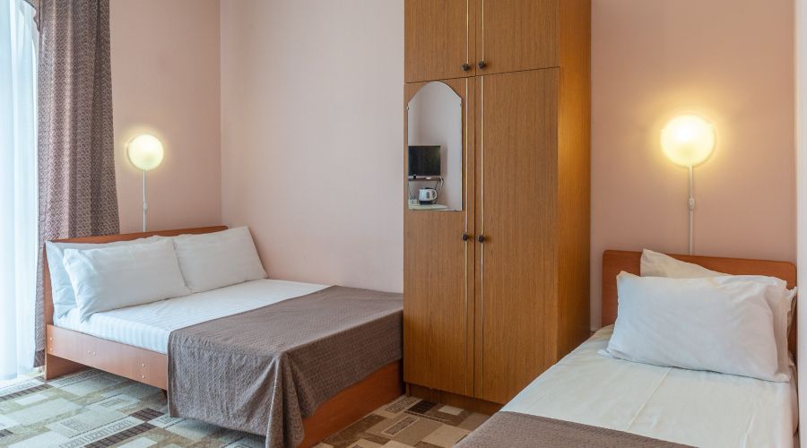 Стандартный 3-местный 1-комн с балк.