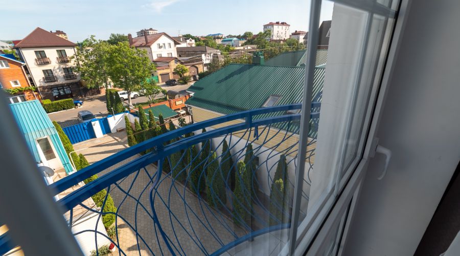 Стандартный 3-местный 1-комн с балк.