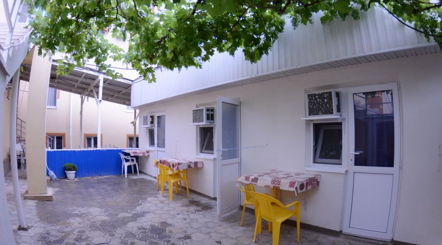 Эконом 2-местный с кондиционером в отдельном здании