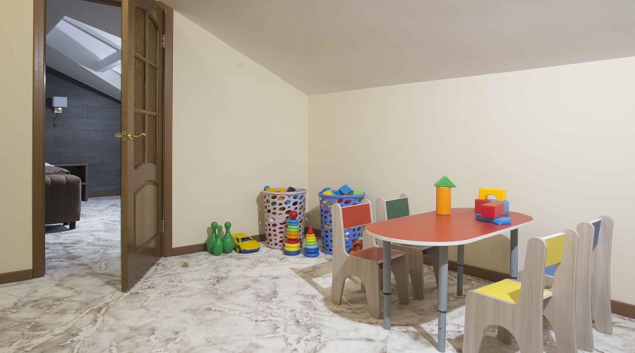 Полулюкс 4-местный 3-комнатный семейный