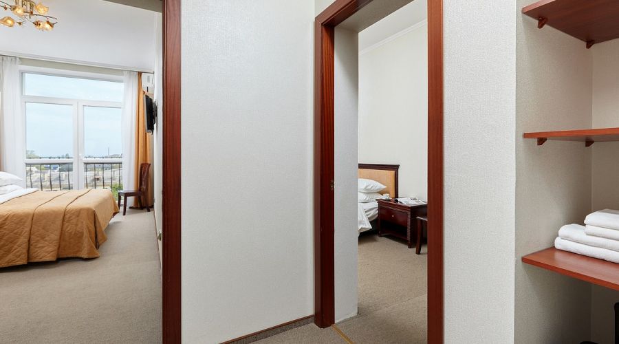 Стандарт семейный 4-местный 2-комнатный