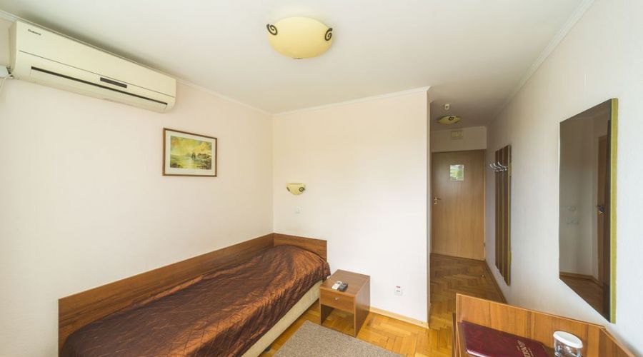 Стандартный 1-местный