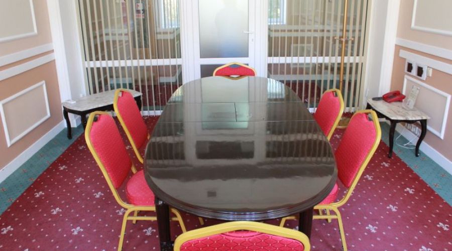 Комната для переговоров №2