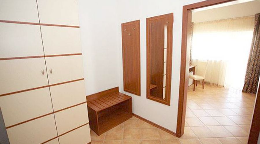 Полулюкс Junior Suite 3-местный