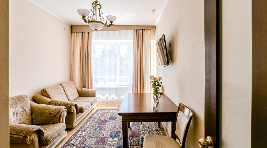 Люкс 2-местный 2-комнатный Улучшенный