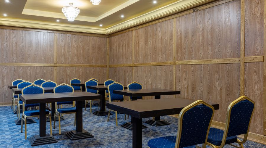 Конференц-зал