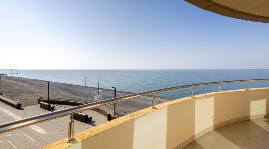 Люкс 2-местный с балконом и видом на море