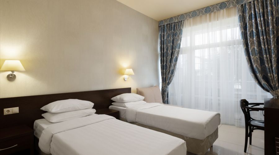 Стандарт 2-местный DBL/TWIN с балконом 