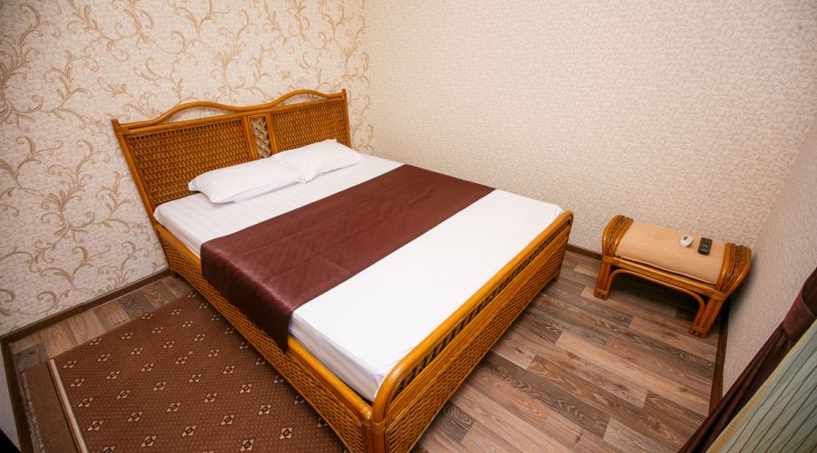 Люкс 4-местный с видом на город