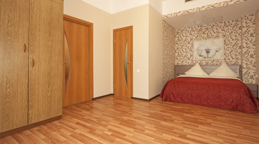 Полулюкс 4-местный 2-комнатный с видом на море