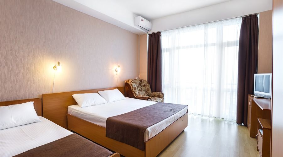 Комфорт 3-местный Triple+ c видом на море