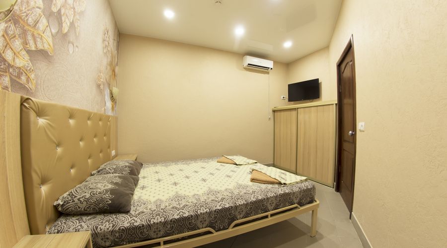 Стандартный 3-местный 2-комнатный (1,2 этаж)