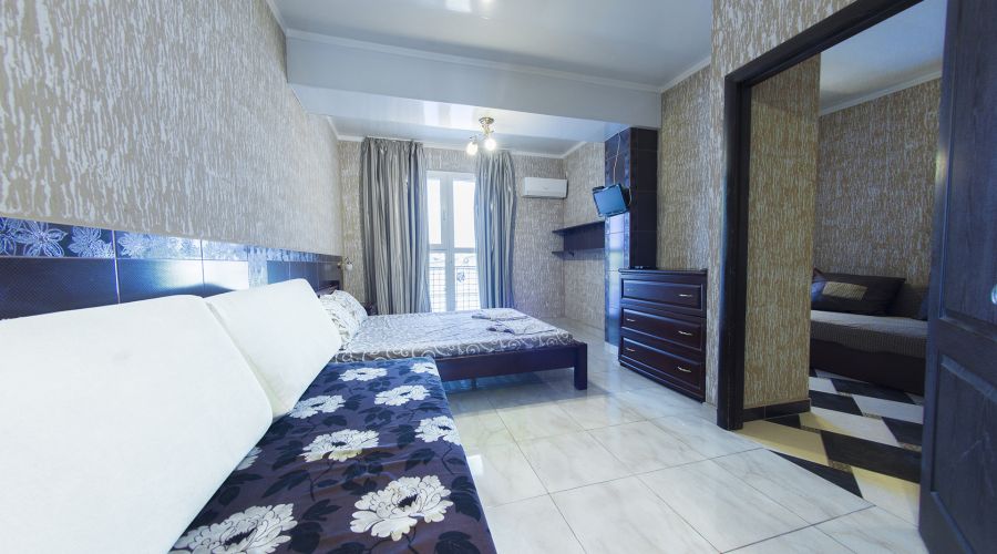 Апартаменты 3-местные с кухней (3 этаж)