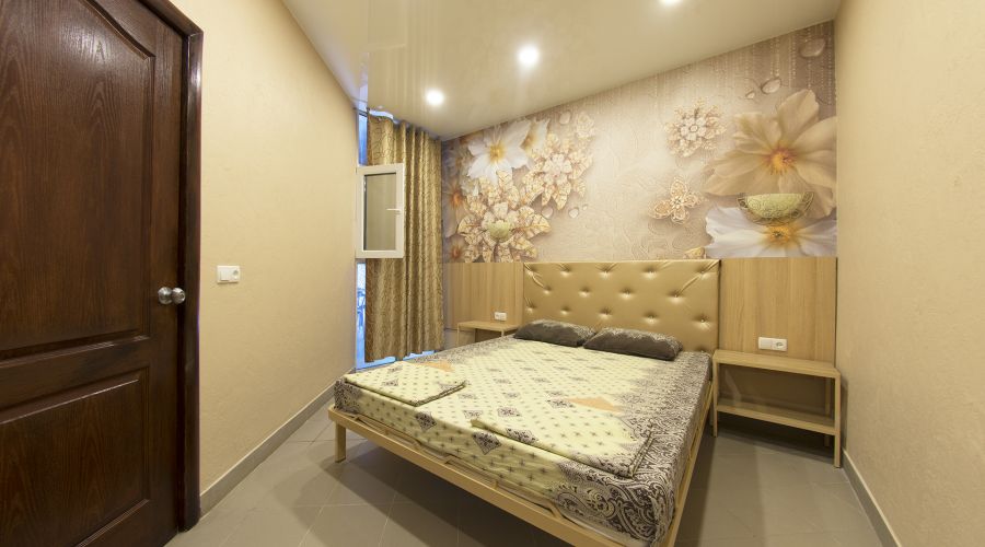 Стандартный 3-местный 2-комнатный (1,2 этаж)