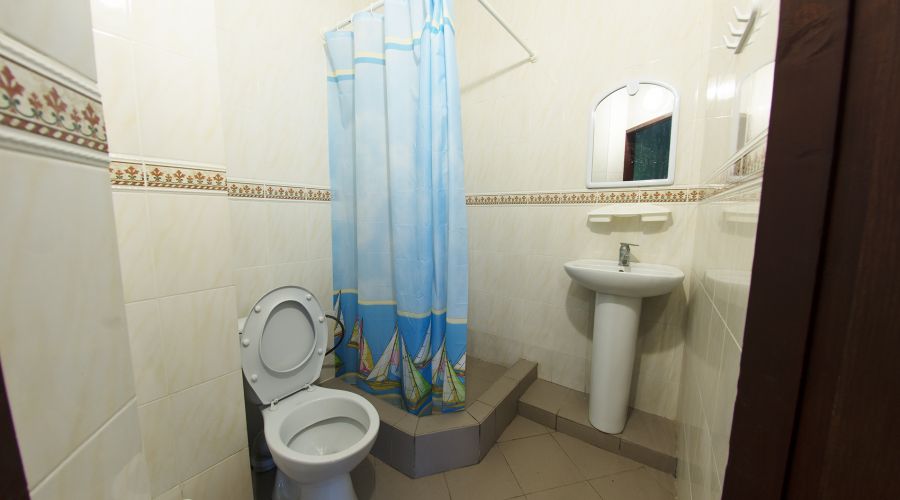 Стандартный 3-местный 2-комнатный (1,2 этаж)