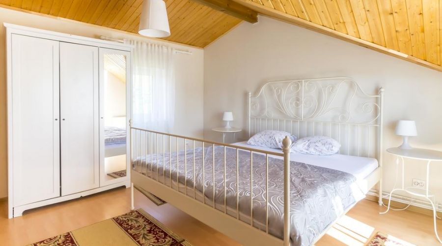 Люкс 2 местный 3комнатный 2-х этажный коттедж Гастхаус