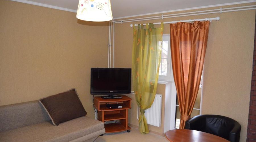 Люкс 2 местный 3комнатный 2-х этажный коттедж Гастхаус