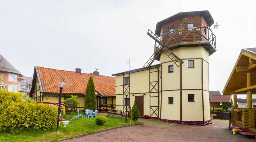 Люкс 2 местный 3комнатный 2-х этажный коттедж Гастхаус