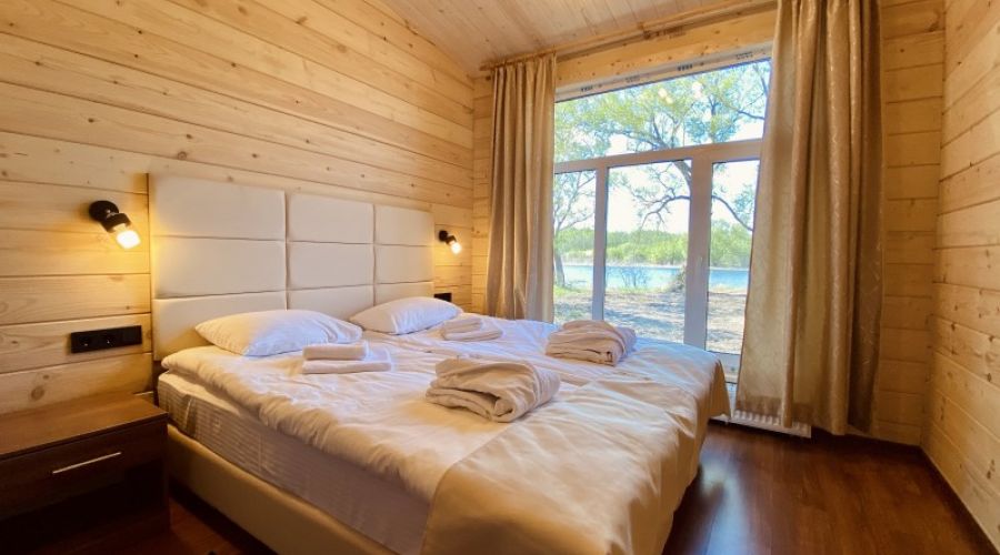 Дом 4-местный "на реке №4" с камином