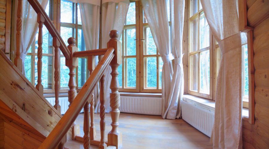 Дом 10-местный 2-этажный "Дом за прудом".