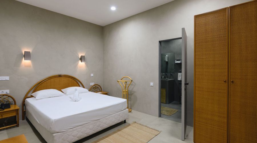 Сюит 2-местный 3-комнатный (вилла 1)