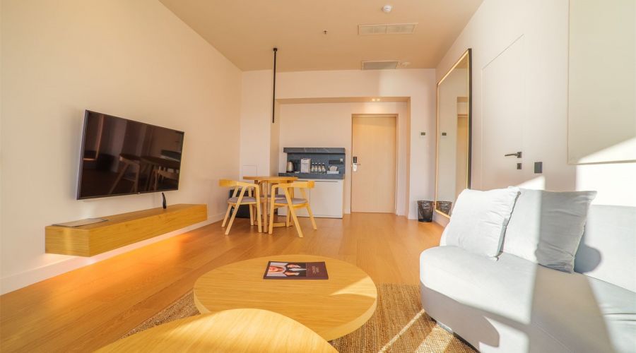 Люкс Премиум 2-местный 3-комнатный с 2-мя спальнями (корпус Sea Garden)