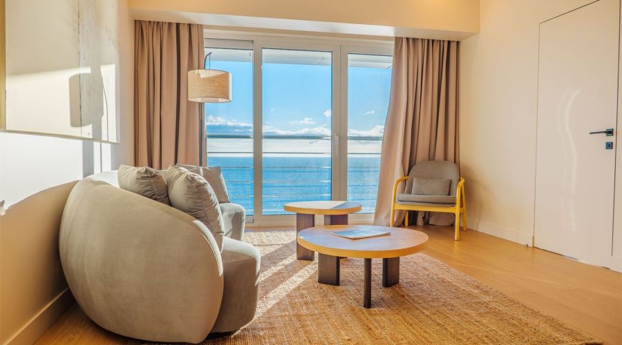 Люкс Премиум 2-местный 3-комнатный с 2-мя спальнями (корпус Sea Garden)