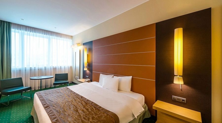 Делюкс 2-местный KING KREMLIN