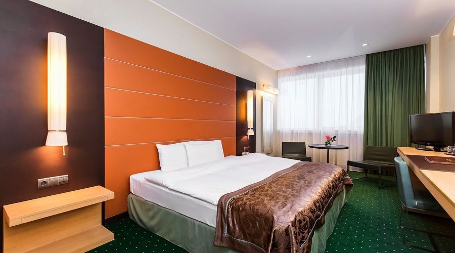 Делюкс 2-местный KING KREMLIN