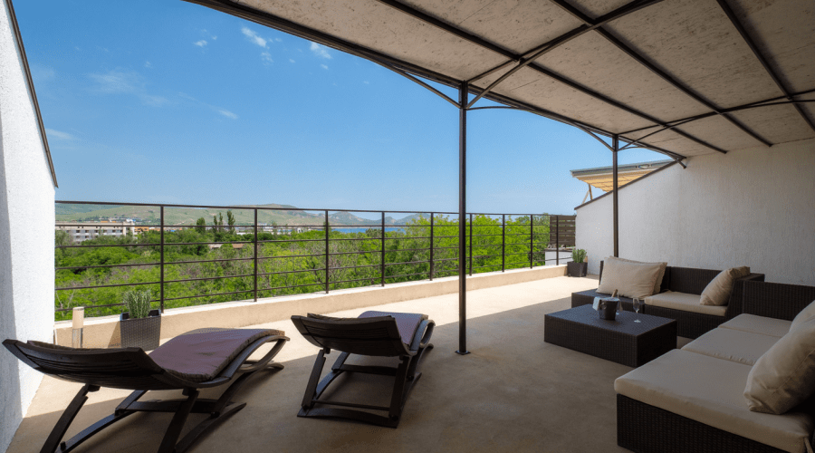 Люкс 2-местный 2-комнатный с террасой