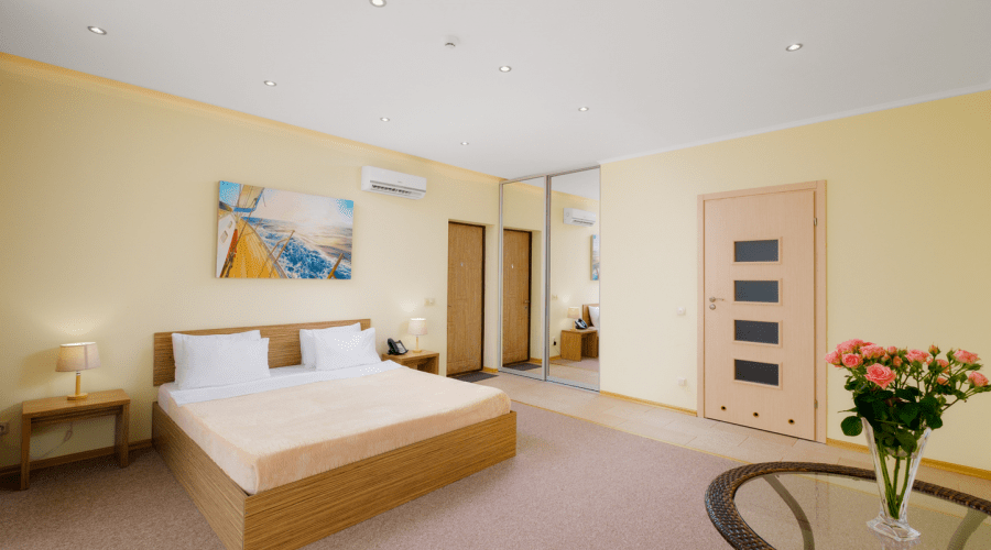 Люкс 2-местный 2-комнатный с террасой