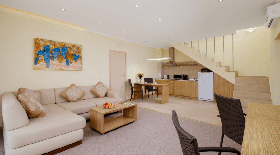 Люкс 2-местный 2-комнатный с террасой