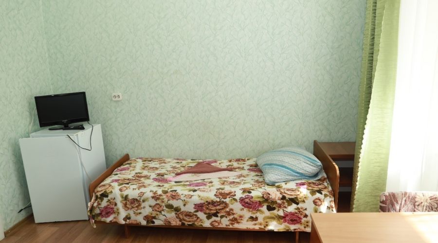 Эконом 1-местный 1-комнатный с удобствами на блок, корпус 8