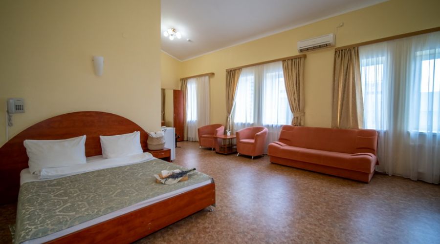 Люкс 4-местный 2-комнатный корпус 2