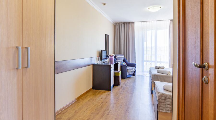 Комфорт+ 3-местный