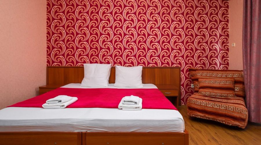 Стандарт Трехместный номер DBL или TWIN (без вида)