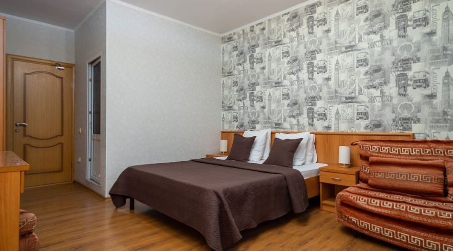 Стандарт Четырехместный с террассой и видом на реку