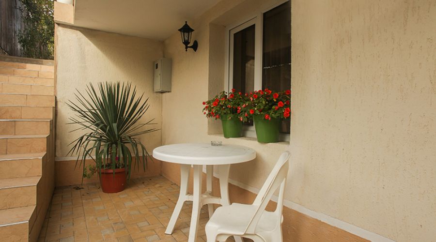 Студия 4 местный с кухней