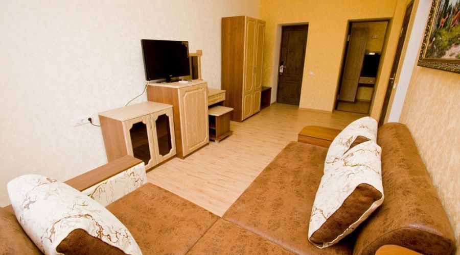 Люкс 2-местный 3-комнатный