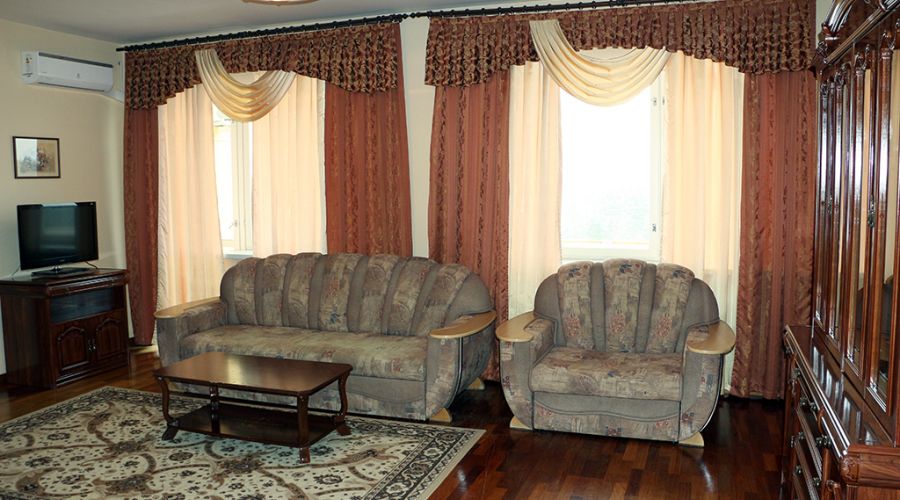 Люкс 1-местный 2-комнатный с сауной