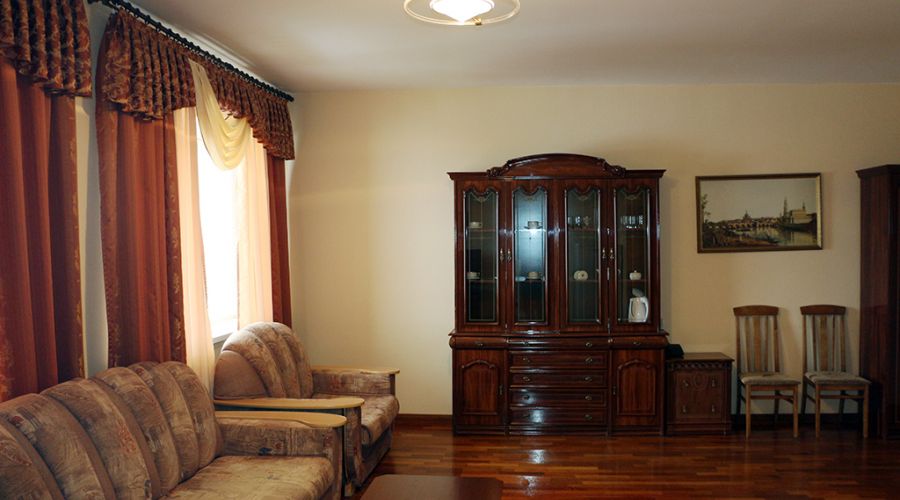 Люкс 1-местный 2-комнатный с сауной