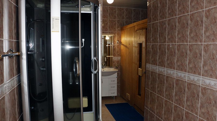 Люкс 1-местный 2-комнатный с сауной